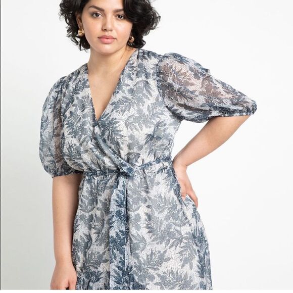 Eloquii Sheer Floral Wrap Dress Ruffled Tiered Skirt 16 Blue Cream - Picture 3 of 16